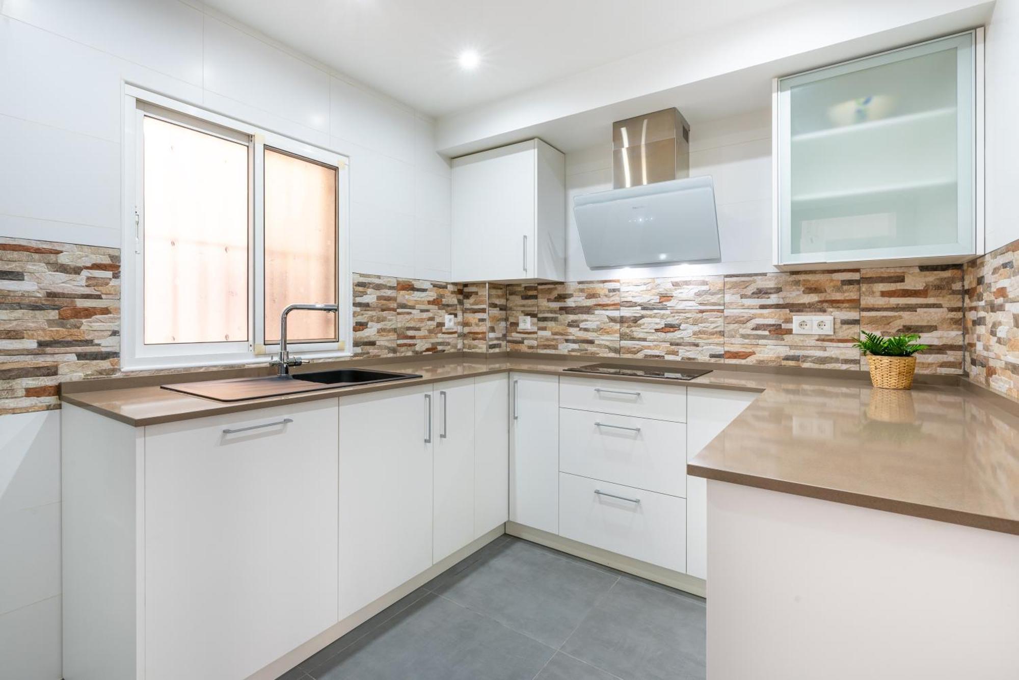 Wintowinrentals Bien Situado, Completo Y Acogedor Málaga Eksteriør billede