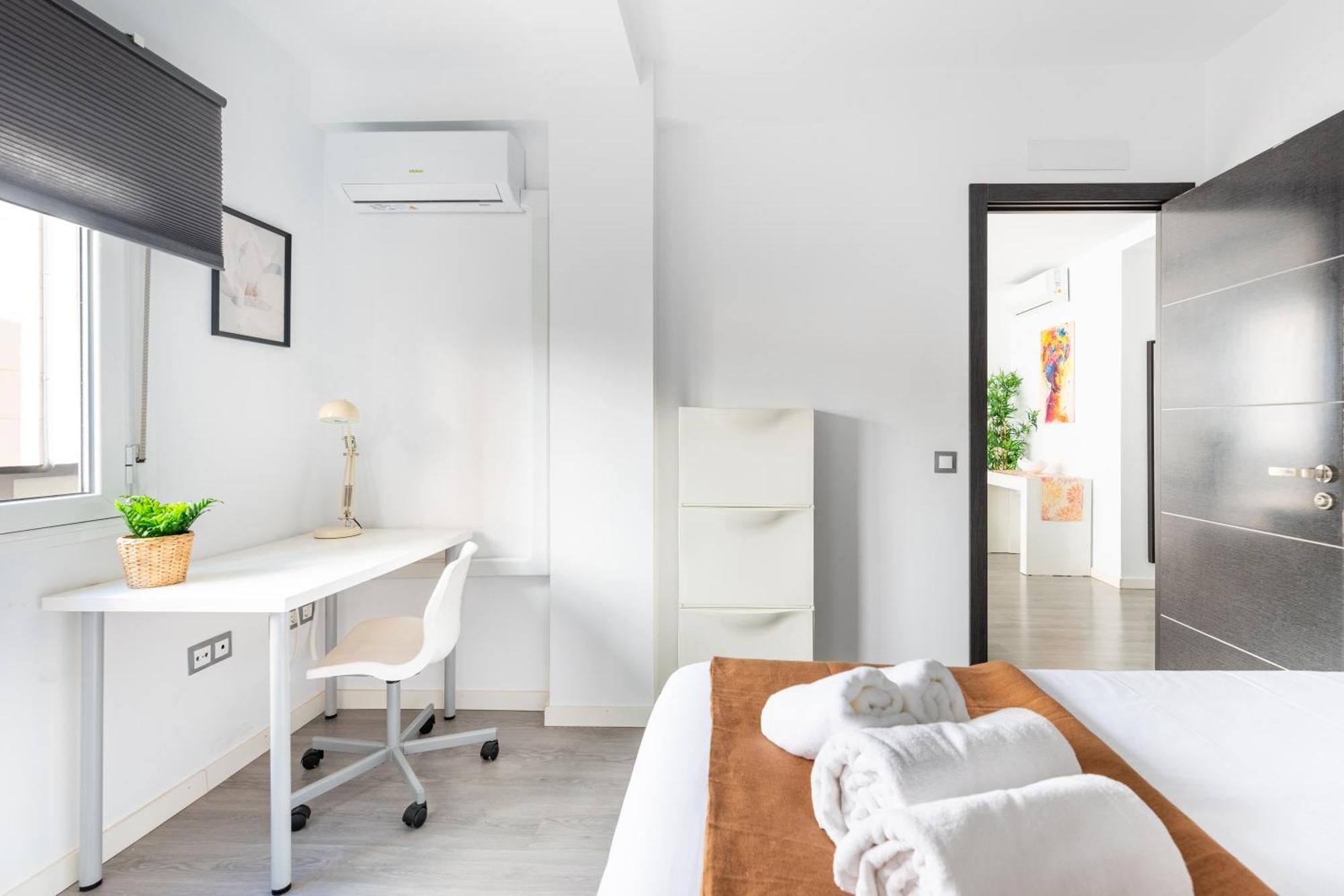 Wintowinrentals Bien Situado, Completo Y Acogedor Málaga Eksteriør billede